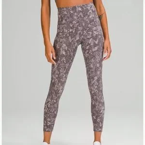 ヨガ lululemon - Lululemon invigorate HR tight25 llm22-inv-hr-25in-blk-w.png?